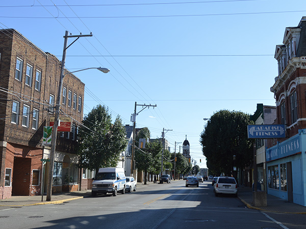 auto glass elmwood place oh